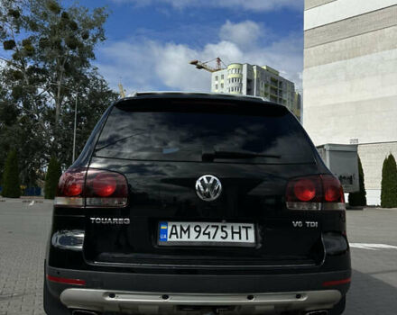 Черный Фольксваген Туарег, объемом двигателя 3 л и пробегом 289 тыс. км за 11800 $, фото 5 на Automoto.ua