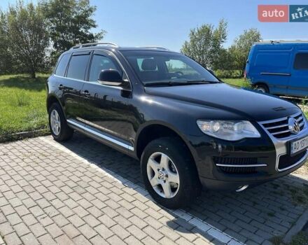 Черный Фольксваген Туарег, объемом двигателя 2.97 л и пробегом 214 тыс. км за 13500 $, фото 7 на Automoto.ua