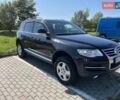 Черный Фольксваген Туарег, объемом двигателя 2.97 л и пробегом 214 тыс. км за 13500 $, фото 7 на Automoto.ua