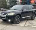 Черный Фольксваген Туарег, объемом двигателя 3 л и пробегом 240 тыс. км за 10500 $, фото 4 на Automoto.ua