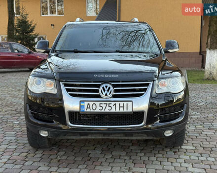 Черный Фольксваген Туарег, объемом двигателя 3 л и пробегом 314 тыс. км за 10500 $, фото 4 на Automoto.ua