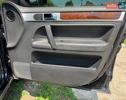 Чорний Фольксваген Туарег, об'ємом двигуна 2.97 л та пробігом 110 тис. км за 12900 $, фото 19 на Automoto.ua