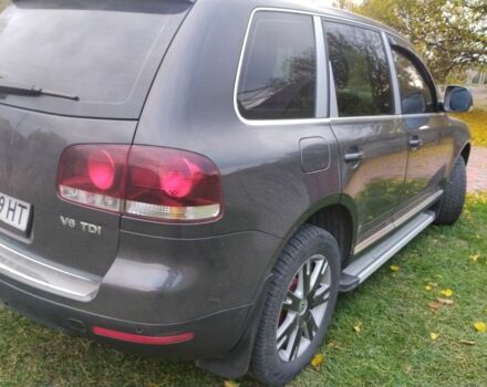 Черный Фольксваген Туарег, объемом двигателя 3 л и пробегом 300 тыс. км за 9300 $, фото 6 на Automoto.ua