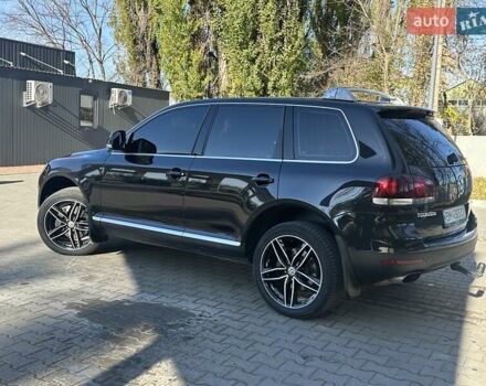 Черный Фольксваген Туарег, объемом двигателя 4.2 л и пробегом 286 тыс. км за 8999 $, фото 5 на Automoto.ua