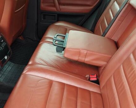 Чорний Фольксваген Туарег, об'ємом двигуна 3 л та пробігом 258 тис. км за 11500 $, фото 2 на Automoto.ua