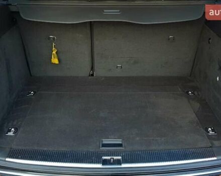 Черный Фольксваген Туарег, объемом двигателя 2.5 л и пробегом 268 тыс. км за 9900 $, фото 2 на Automoto.ua