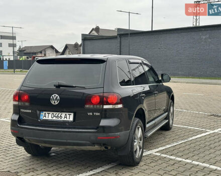 Черный Фольксваген Туарег, объемом двигателя 3 л и пробегом 270 тыс. км за 10500 $, фото 5 на Automoto.ua