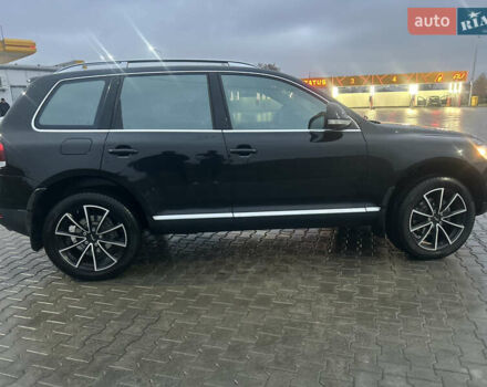 Черный Фольксваген Туарег, объемом двигателя 2.97 л и пробегом 159 тыс. км за 13800 $, фото 28 на Automoto.ua