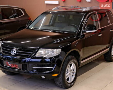 Черный Фольксваген Туарег, объемом двигателя 3.6 л и пробегом 182 тыс. км за 9900 $, фото 2 на Automoto.ua