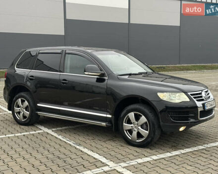 Черный Фольксваген Туарег, объемом двигателя 3 л и пробегом 270 тыс. км за 10500 $, фото 2 на Automoto.ua