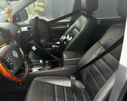 Черный Фольксваген Туарег, объемом двигателя 3.6 л и пробегом 173 тыс. км за 14500 $, фото 4 на Automoto.ua