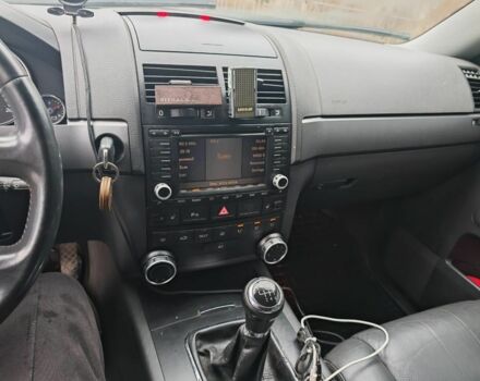 Черный Фольксваген Туарег, объемом двигателя 3 л и пробегом 397 тыс. км за 7700 $, фото 11 на Automoto.ua