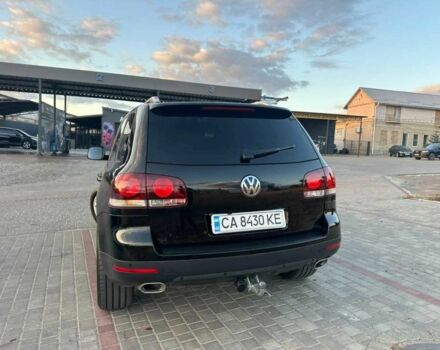 Черный Фольксваген Туарег, объемом двигателя 3 л и пробегом 198 тыс. км за 13086 $, фото 2 на Automoto.ua