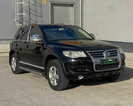 Чорний Фольксваген Туарег, об'ємом двигуна 2.5 л та пробігом 296 тис. км за 10290 $, фото 1 на Automoto.ua