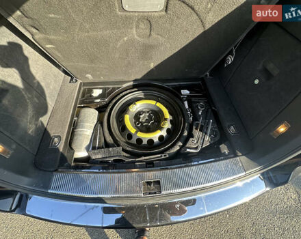 Черный Фольксваген Туарег, объемом двигателя 2.99 л и пробегом 342 тыс. км за 9122 $, фото 15 на Automoto.ua