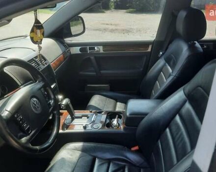 Чорний Фольксваген Туарег, об'ємом двигуна 2.97 л та пробігом 353 тис. км за 10500 $, фото 14 на Automoto.ua