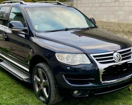 Черный Фольксваген Туарег, объемом двигателя 0 л и пробегом 276 тыс. км за 5443 $, фото 1 на Automoto.ua