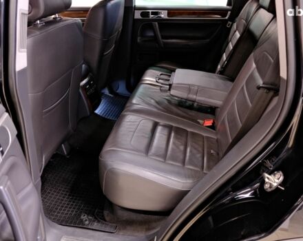 Черный Фольксваген Туарег, объемом двигателя 3.6 л и пробегом 182 тыс. км за 9900 $, фото 7 на Automoto.ua