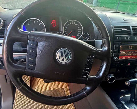 Черный Фольксваген Туарег, объемом двигателя 3 л и пробегом 283 тыс. км за 12300 $, фото 6 на Automoto.ua