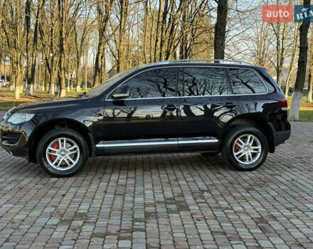 Черный Фольксваген Туарег, объемом двигателя 3 л и пробегом 314 тыс. км за 10500 $, фото 12 на Automoto.ua