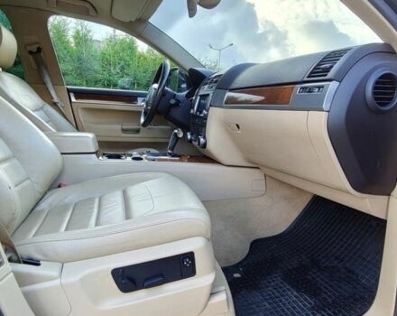 Чорний Фольксваген Туарег, об'ємом двигуна 3 л та пробігом 244 тис. км за 3116 $, фото 15 на Automoto.ua