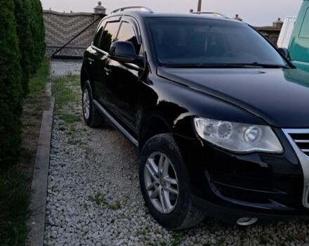 Чорний Фольксваген Туарег, об'ємом двигуна 2.5 л та пробігом 240 тис. км за 12200 $, фото 1 на Automoto.ua