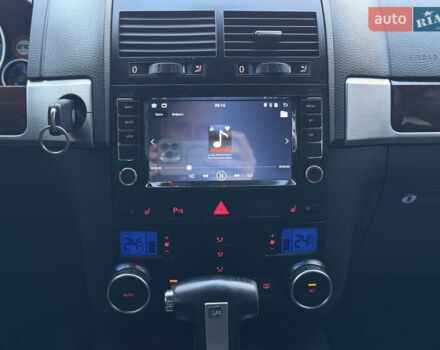 Черный Фольксваген Туарег, объемом двигателя 3 л и пробегом 314 тыс. км за 10500 $, фото 30 на Automoto.ua