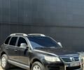 Черный Фольксваген Туарег, объемом двигателя 2.5 л и пробегом 250 тыс. км за 4700 $, фото 2 на Automoto.ua