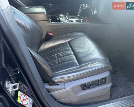 Черный Фольксваген Туарег, объемом двигателя 4.2 л и пробегом 286 тыс. км за 8999 $, фото 35 на Automoto.ua