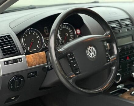 Черный Фольксваген Туарег, объемом двигателя 3.6 л и пробегом 200 тыс. км за 9800 $, фото 23 на Automoto.ua