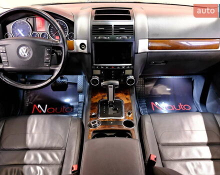 Черный Фольксваген Туарег, объемом двигателя 3.6 л и пробегом 182 тыс. км за 9900 $, фото 41 на Automoto.ua