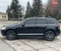 Черный Фольксваген Туарег, объемом двигателя 3 л и пробегом 240 тыс. км за 10500 $, фото 6 на Automoto.ua