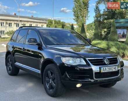 Чорний Фольксваген Туарег, об'ємом двигуна 3 л та пробігом 251 тис. км за 10699 $, фото 54 на Automoto.ua