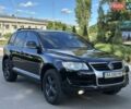 Чорний Фольксваген Туарег, об'ємом двигуна 3 л та пробігом 251 тис. км за 10699 $, фото 54 на Automoto.ua