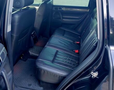 Чорний Фольксваген Туарег, об'ємом двигуна 3 л та пробігом 297 тис. км за 11777 $, фото 10 на Automoto.ua