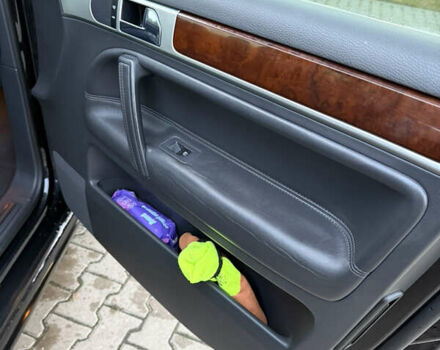 Черный Фольксваген Туарег, объемом двигателя 3 л и пробегом 217 тыс. км за 13450 $, фото 17 на Automoto.ua