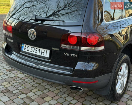 Черный Фольксваген Туарег, объемом двигателя 3 л и пробегом 314 тыс. км за 10500 $, фото 22 на Automoto.ua