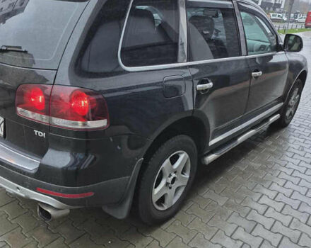 Чорний Фольксваген Туарег, об'ємом двигуна 2.5 л та пробігом 308 тис. км за 10000 $, фото 17 на Automoto.ua