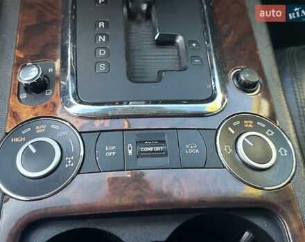 Черный Фольксваген Туарег, объемом двигателя 4.2 л и пробегом 286 тыс. км за 8999 $, фото 23 на Automoto.ua
