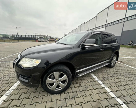 Черный Фольксваген Туарег, объемом двигателя 3 л и пробегом 270 тыс. км за 10500 $, фото 17 на Automoto.ua