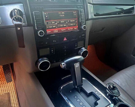 Черный Фольксваген Туарег, объемом двигателя 3 л и пробегом 283 тыс. км за 12300 $, фото 5 на Automoto.ua