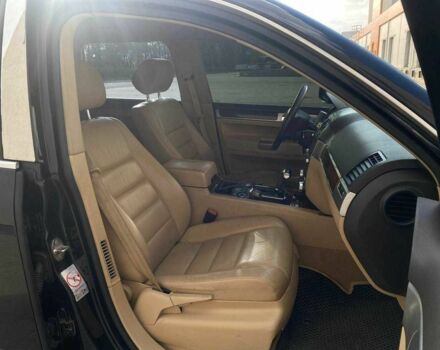 Чорний Фольксваген Туарег, об'ємом двигуна 2.5 л та пробігом 296 тис. км за 10290 $, фото 12 на Automoto.ua