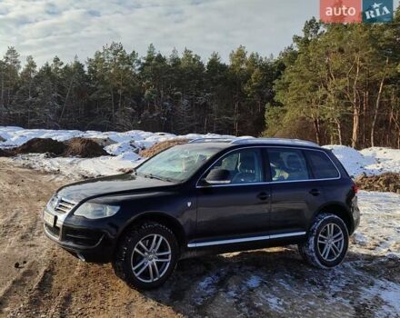 Черный Фольксваген Туарег, объемом двигателя 4.2 л и пробегом 200 тыс. км за 11500 $, фото 6 на Automoto.ua