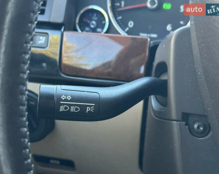 Черный Фольксваген Туарег, объемом двигателя 2.97 л и пробегом 240 тыс. км за 12200 $, фото 64 на Automoto.ua