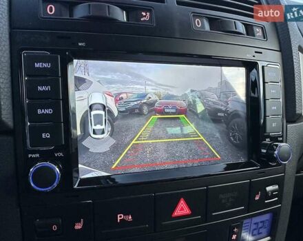 Чорний Фольксваген Туарег, об'ємом двигуна 3 л та пробігом 340 тис. км за 10900 $, фото 48 на Automoto.ua