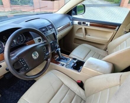 Чорний Фольксваген Туарег, об'ємом двигуна 3 л та пробігом 244 тис. км за 3116 $, фото 8 на Automoto.ua