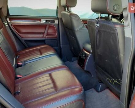 Черный Фольксваген Туарег, объемом двигателя 4.2 л и пробегом 200 тыс. км за 11500 $, фото 11 на Automoto.ua