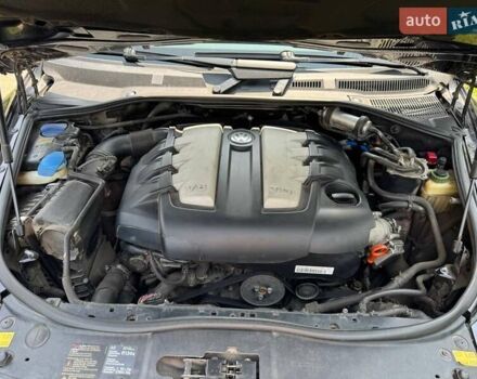 Чорний Фольксваген Туарег, об'ємом двигуна 2.97 л та пробігом 110 тис. км за 12900 $, фото 27 на Automoto.ua