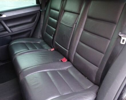 Чорний Фольксваген Туарег, об'ємом двигуна 3 л та пробігом 230 тис. км за 3950 $, фото 7 на Automoto.ua