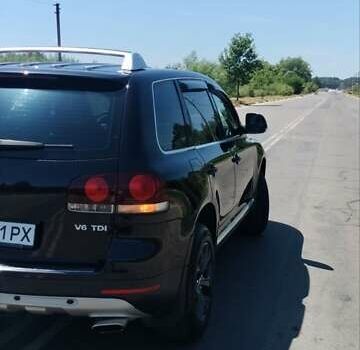 Черный Фольксваген Туарег, объемом двигателя 2.97 л и пробегом 344 тыс. км за 10950 $, фото 36 на Automoto.ua